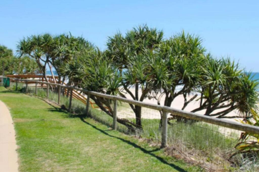 Steps From The Beach! Southkey Miami Beach Gold Coast, Australia — book ...